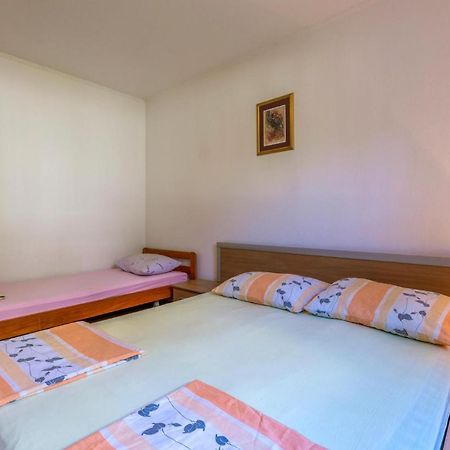 Stunning Apartment In Duce With Wifi Εξωτερικό φωτογραφία